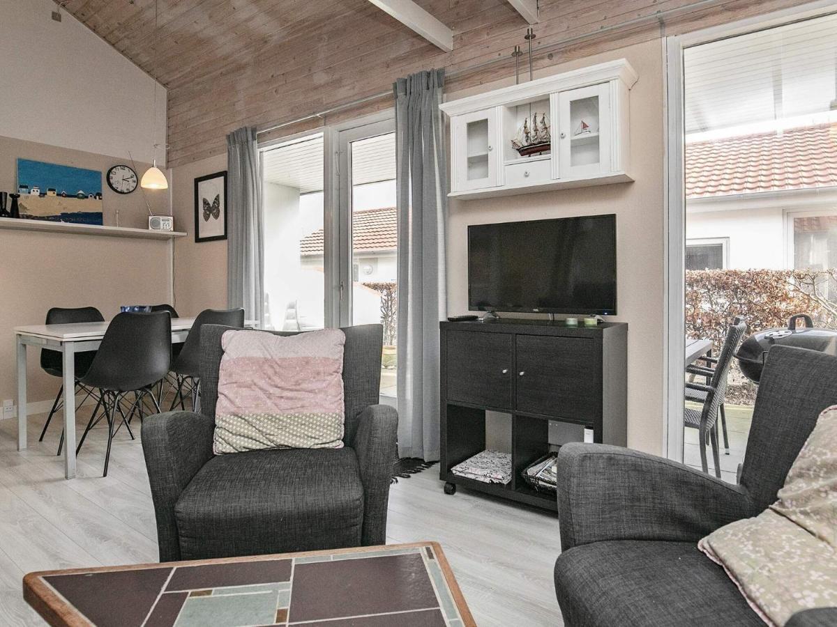 4 Person Holiday Home In R Sk Bing Aeroskobing Exterior photo